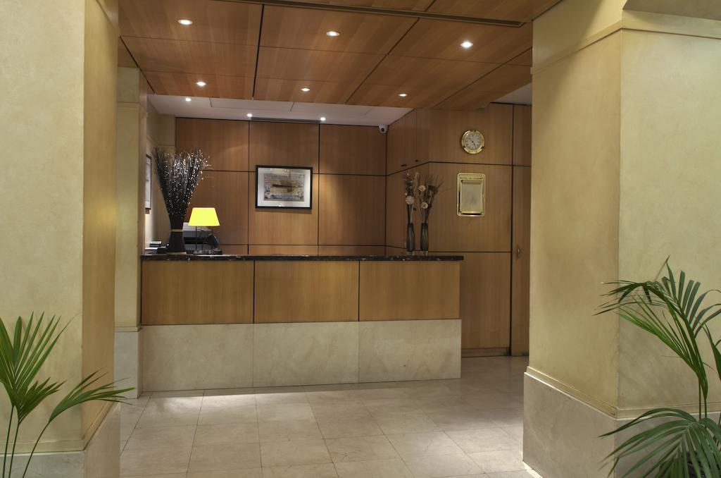 Maison Mere Paris Eksteriør bilde
